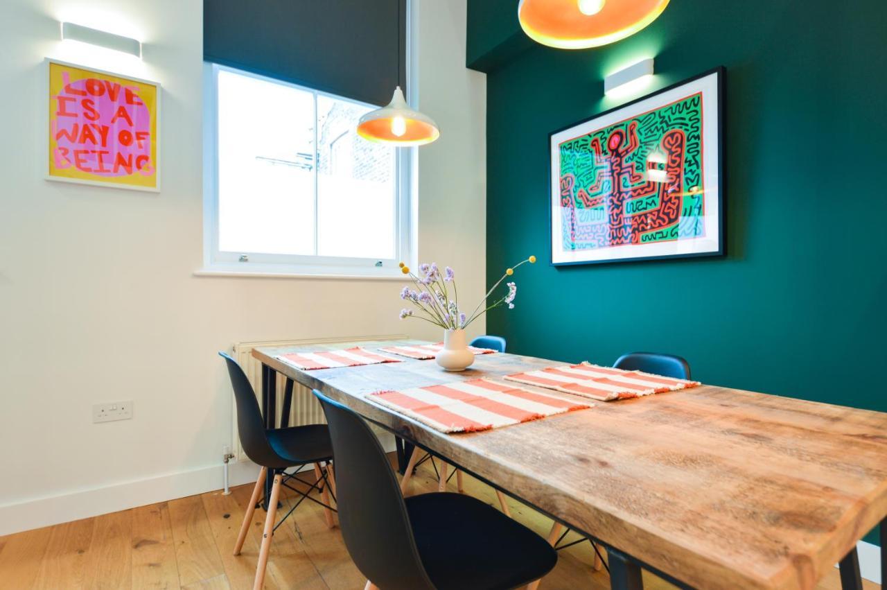 Spacious West Hampstead Apartment With Mezzanine Bedroom By Concept Apartments London Kültér fotó